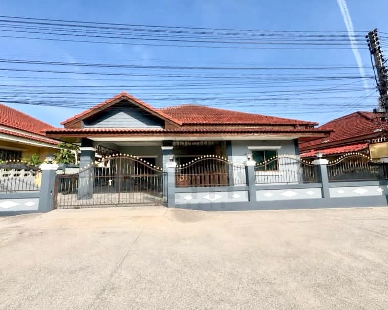 🏡 Renovated 3-Bedroom Detach House for Rent | 60 Sq.wah | Wan Thip 1 Village, Nern Plub Wan